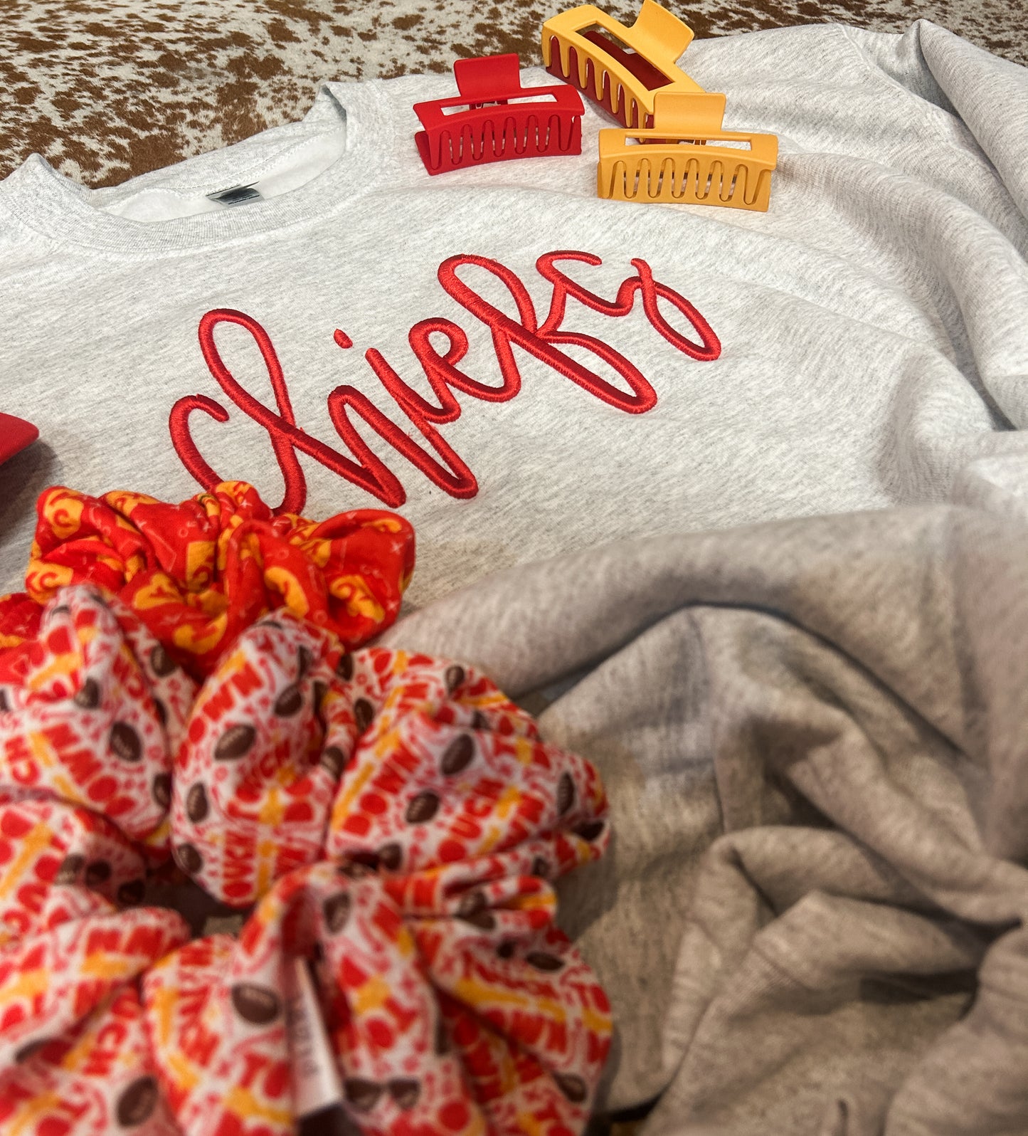 Scripty Puff Embroidery Chiefs (2 Colors)