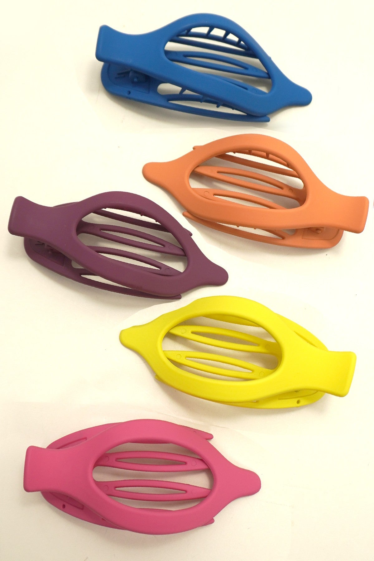 Oval Lay Down Flat Hair Claw Clips