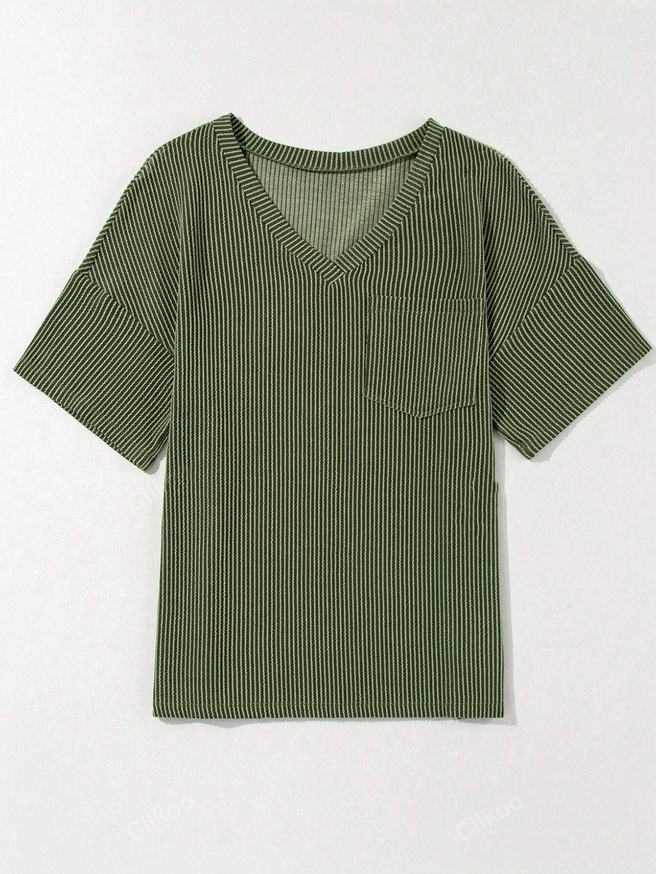 Stylish two-tone twist bullet pocket V-neck top