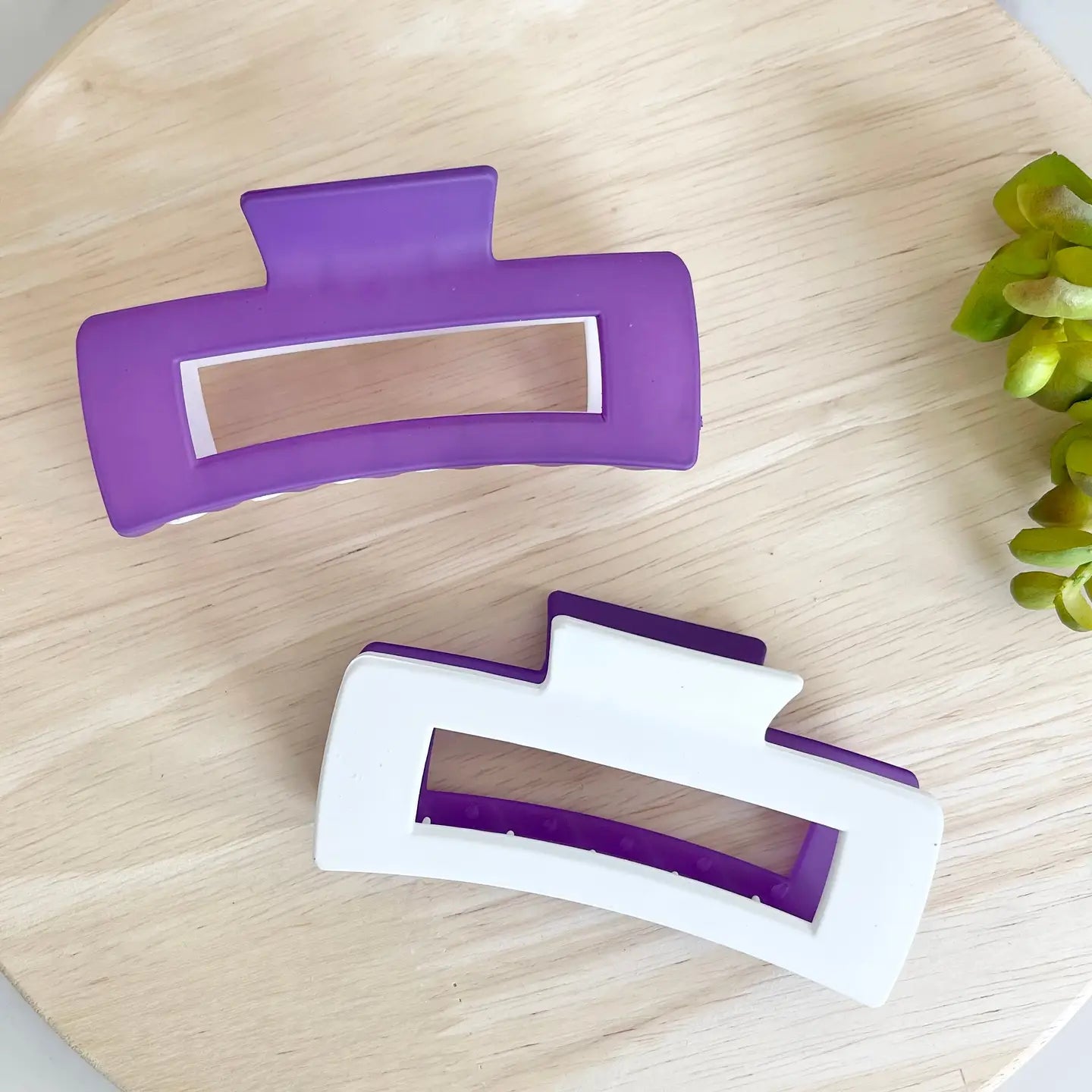 Purple/White Claw Clip