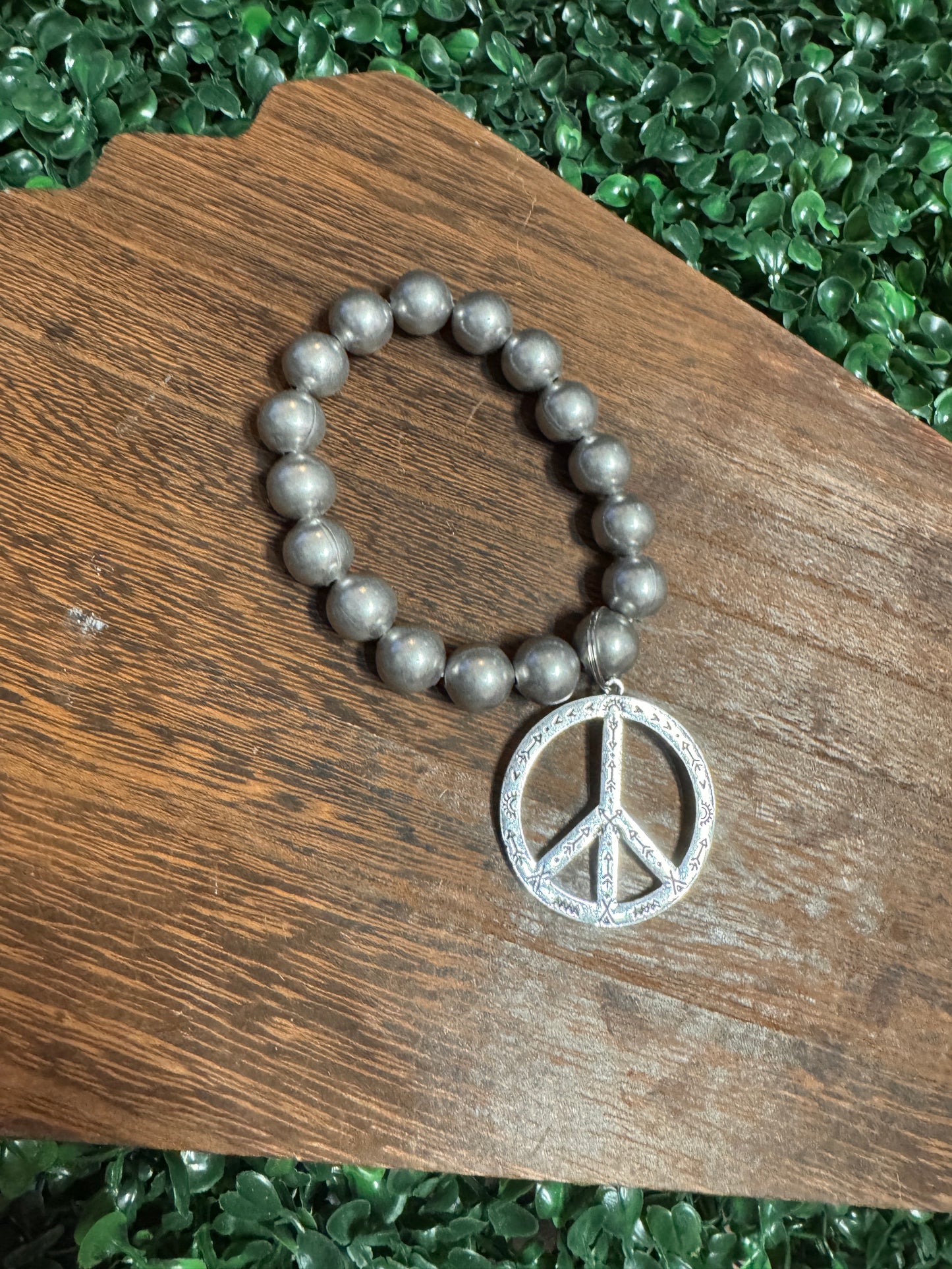 Navajo Pearl Bracelet with Charm (4 designs)
