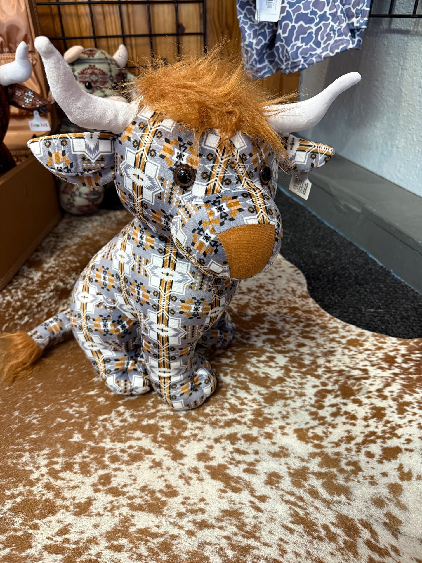 Sitting Long Horn Farm Pals