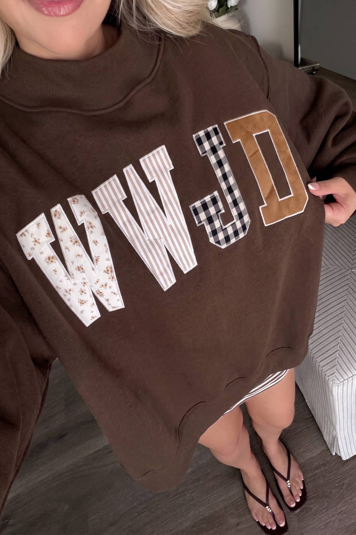 66 Plus Size WWJD Embroidered Mock Neck Sweatshirt (S-4X)